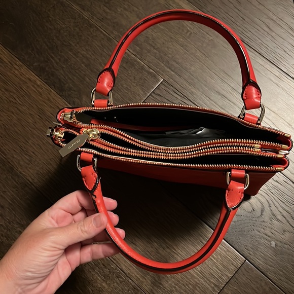 Couch hand bag - Picture 3 of 4